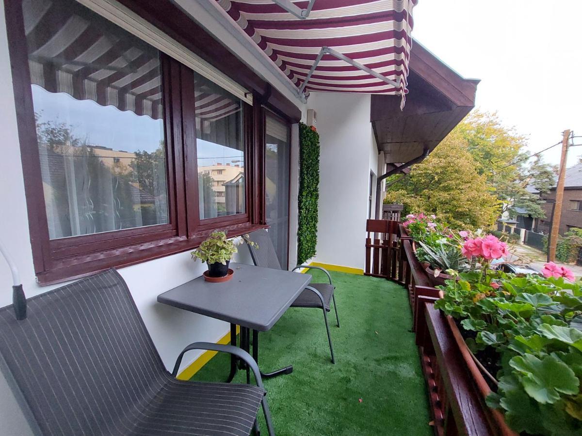Summer House Emeleti Szoba Дебрецен Екстер'єр фото